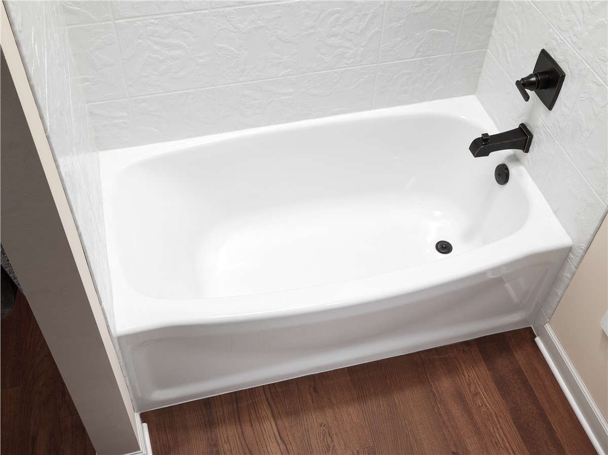 Bathtub installation by GIS Contracting in Austin